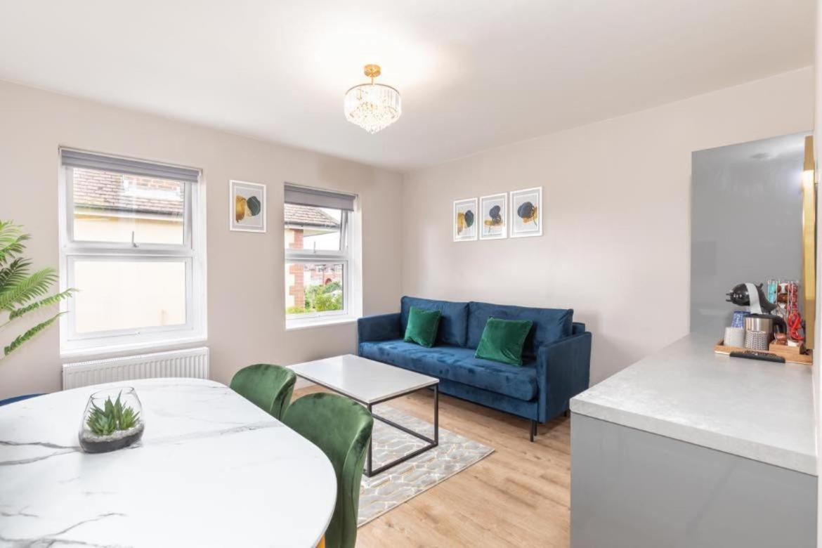 Ocean Studio Apartments Littlehampton Buitenkant foto